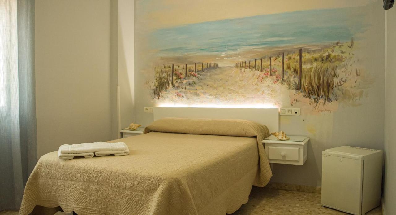 Punta Umbría Hostal Patio Andaluz מראה חיצוני תמונה