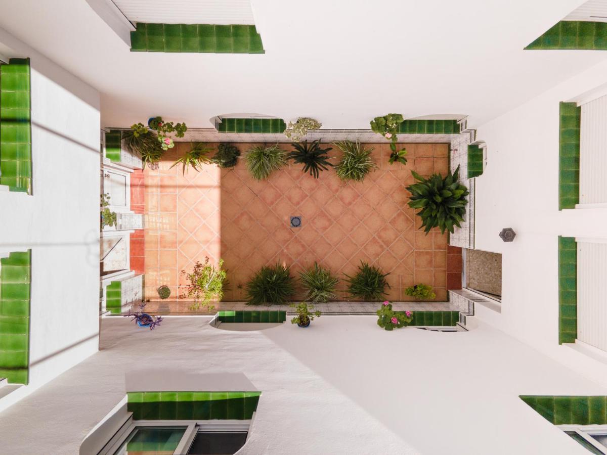 Punta Umbría Hostal Patio Andaluz מראה חיצוני תמונה