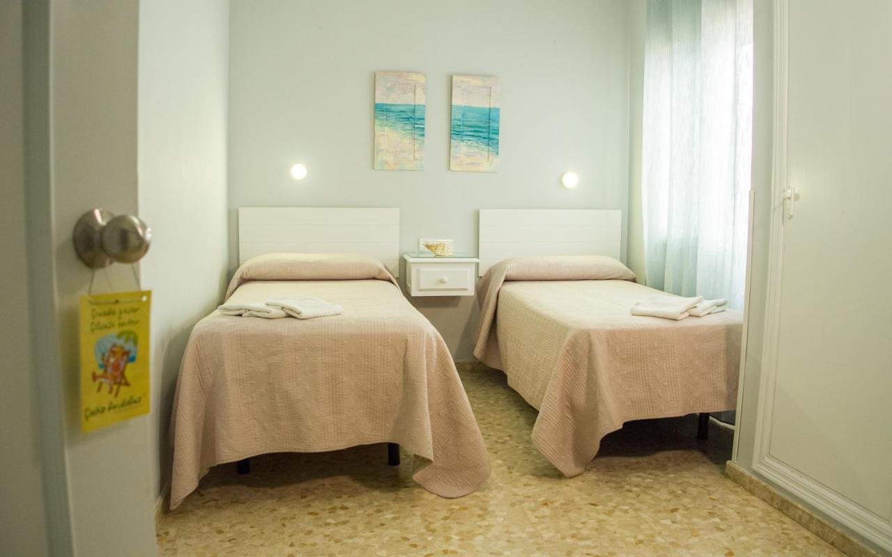 Punta Umbría Hostal Patio Andaluz מראה חיצוני תמונה