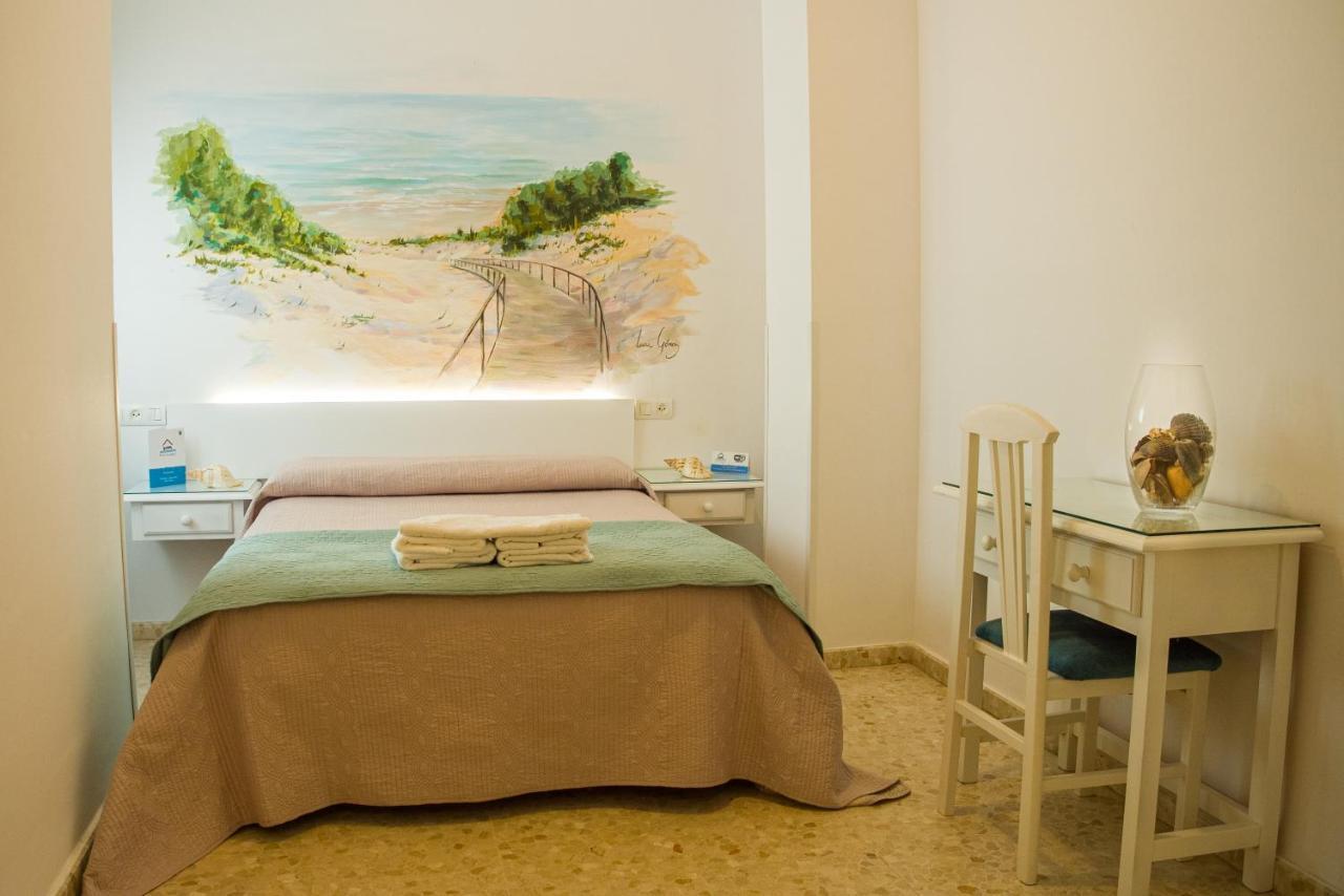 Punta Umbría Hostal Patio Andaluz מראה חיצוני תמונה