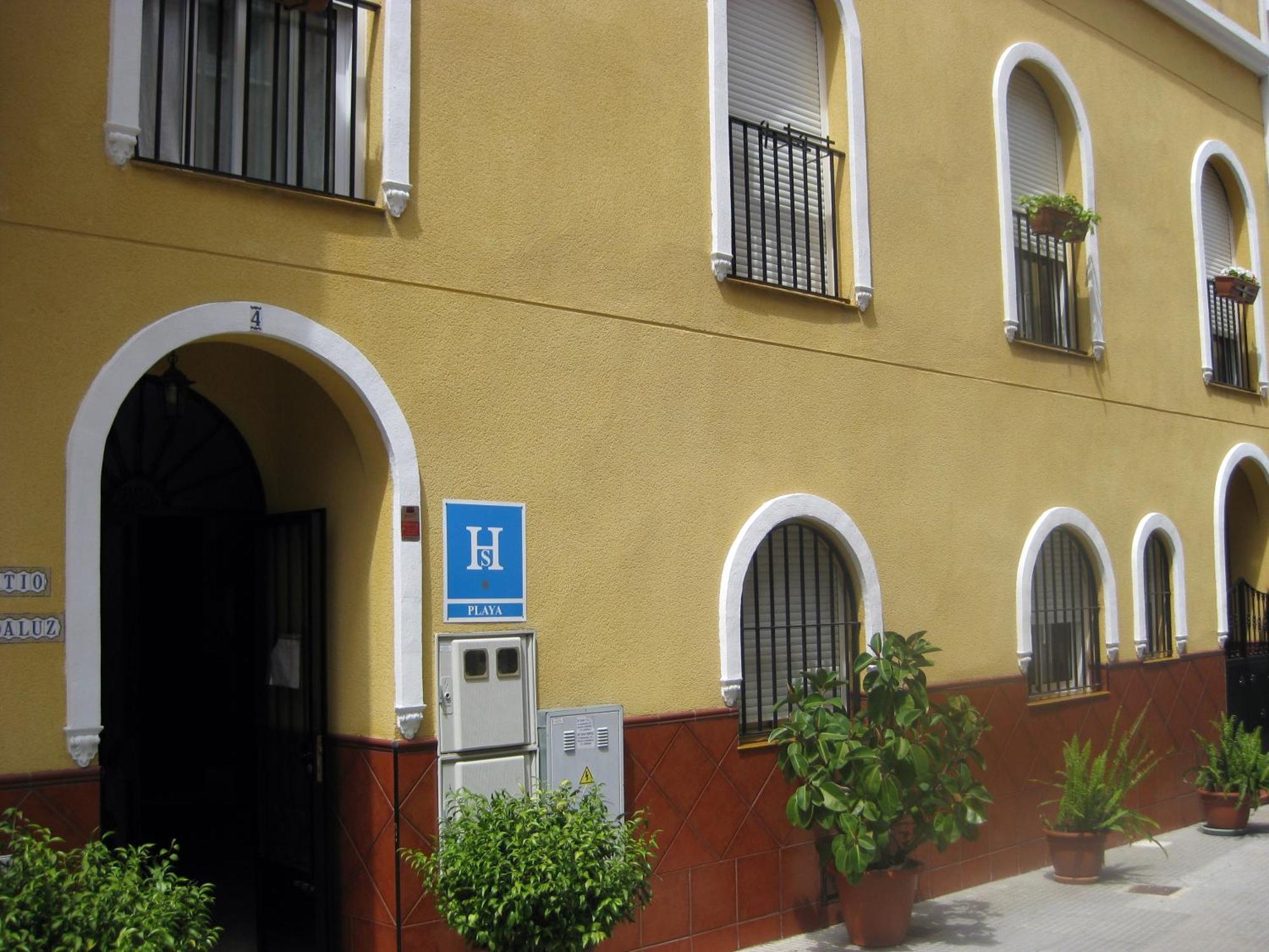 Punta Umbría Hostal Patio Andaluz מראה חיצוני תמונה